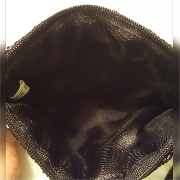 Bead & Sequin Pineapple Wristlet - Picture 6 of 8